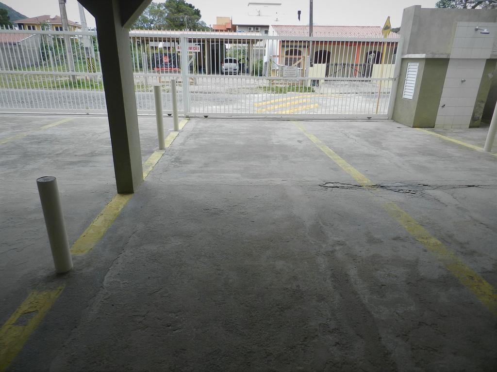 Residencial Jardim Palmeiras Bombinhas Buitenkant foto