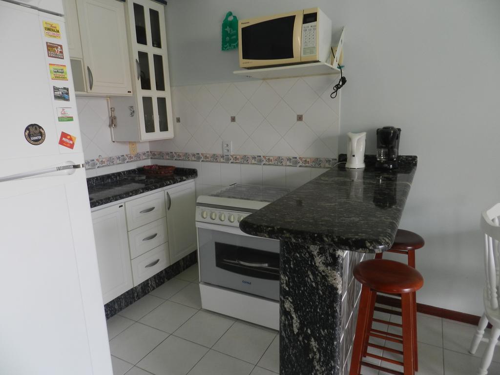 Residencial Jardim Palmeiras Bombinhas Buitenkant foto