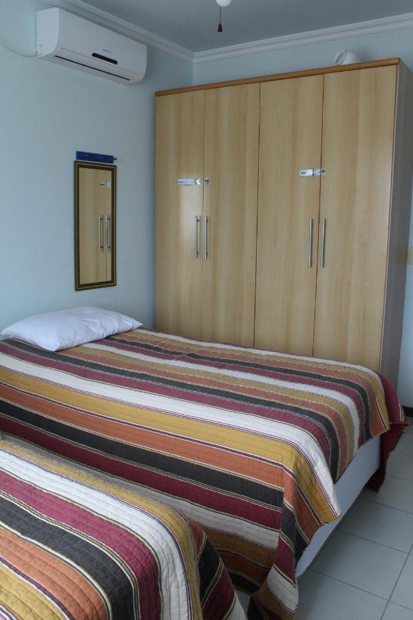 Residencial Jardim Palmeiras Bombinhas Buitenkant foto
